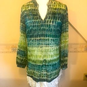 Women’s Chico Top Size Medium (Chico 1)